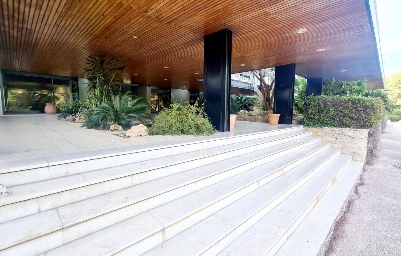 Superbe Appartement Dans Cadre D'Exception - Piscine, Plage Et Tennis Prive 방돌 외부 사진